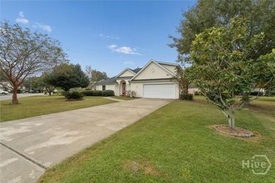 Welcome home to this beautifully maintained 4-bedroom, 2-bath - photo 4