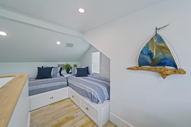 Designed by Robert Orr, this home is perfectly positioned on a - photo 45