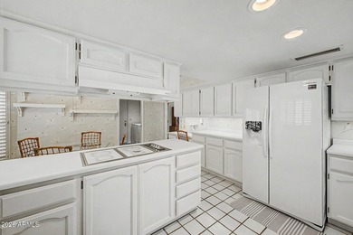 Trendous Opportunity! Fantastic location in the premier - photo 9
