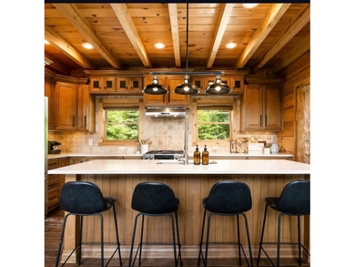 This home will Wow you!!! Luxury Log Home with Private DEEDED - photo 8