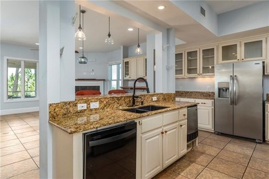 REDUCED PRICE! Welcome to 705 Hernando Place. This home has been - photo 13