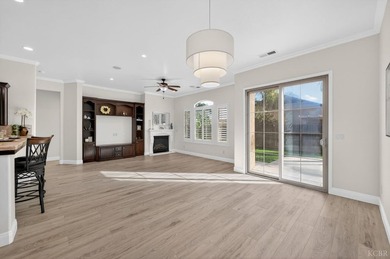 Welcome to a home where comfort and luxury exist in perfect - photo 22