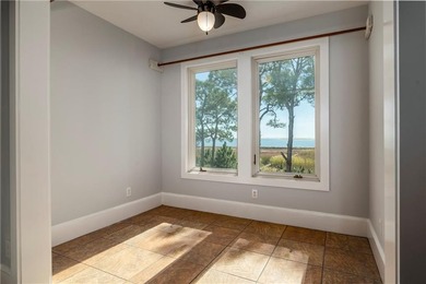 REDUCED PRICE! Welcome to 705 Hernando Place. This home has been - photo 29
