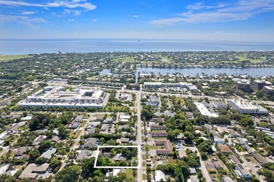 ABSOLUTELY GORGEOUS TRIPLEX | PRIME PALM BEACH LOCATION | HUGE - photo 6