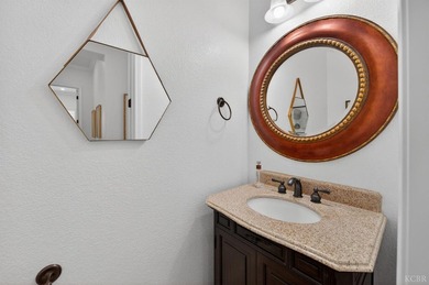 Welcome to a home where comfort and luxury exist in perfect - photo 40