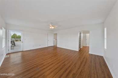 Welcome to this stunning 3-bedroom, 2-bathroom home, perfectly - photo 41