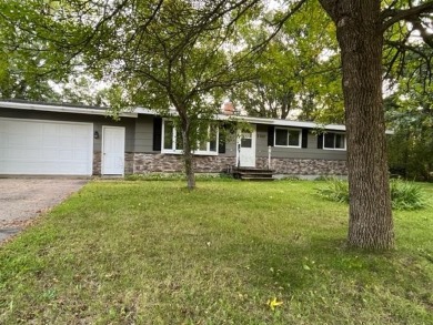 Wazeecha Lake Home For Sale in Wisconsin Rapids Wisconsin