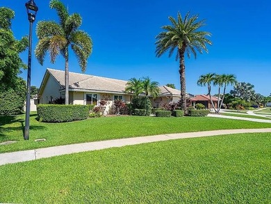 Welcome to 22373 Ensenada Way a spacious and beautifully - photo 5