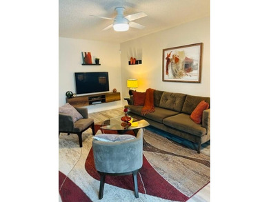 Inviting, light-filled, and impeccably renovated extra-large - photo 7
