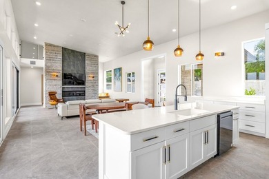 Views for Days! New construction 4bed/5.5 bath, on 1.07 acres - photo 15