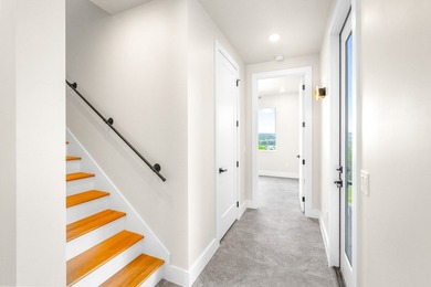 Views for Days! New construction 4bed/5.5 bath, on 1.07 acres - photo 21