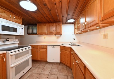 Experience the comfort of a home on Bruce Lake, where you can - photo 32