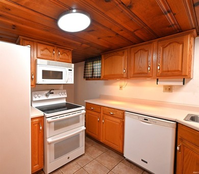 Experience the comfort of a home on Bruce Lake, where you can - photo 34