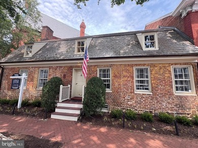 RARE OPPORTUNITY TO OWN A REMARKABLE PIECE OF ANNAPOLIS HISTORY! - photo 1