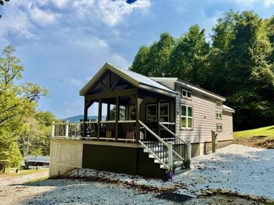 (private lake, pond, coastal) Home For Sale in Robbinsville North Carolina