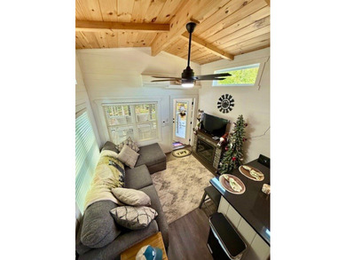 Welcome to this beautifully constructed tiny home, nestled on 3 - photo 6