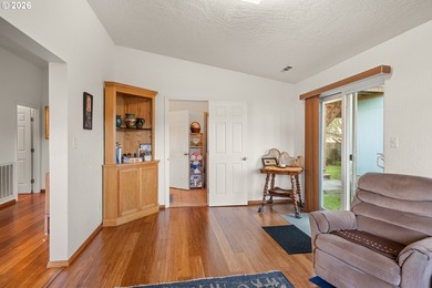 Completely Reimagined Coastal Retreat with Ocean - photo 4
