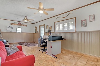 MOTIVATED SELLER!! Welcome to your picture-perfect homestead, a - photo 14