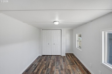Move-in ready and beautifully remodeled! This 2-bedroom, 1-bath - photo 18