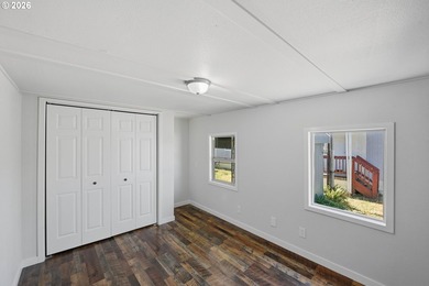 Move-in ready and beautifully remodeled! This 2-bedroom, 1-bath - photo 19
