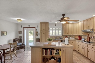 MOTIVATED SELLER!! Welcome to your picture-perfect homestead, a - photo 23