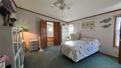 Discover the perfect blend of privacy and convenience with this - photo 32