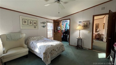 Discover the perfect blend of privacy and convenience with this - photo 34