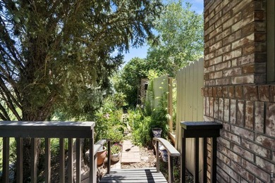 Paradise Found! Welcome to this beautifully maintained two-story - photo 37