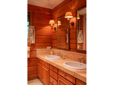 This is the Sun Valley compound you have been waiting for - photo 38
