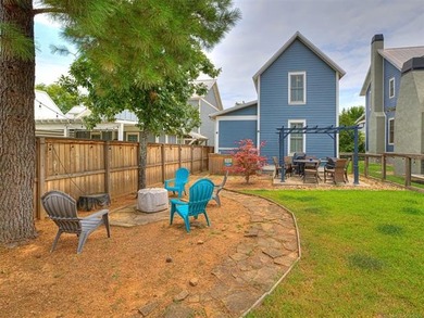 Discover lakeside bliss at 39 Boardwalk in the heart of Carlton - photo 42