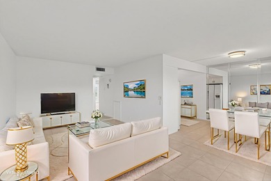 Lake Condo For Sale in Boca Raton, Florida