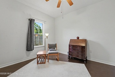 This Fabulous Home has so Many Custom Upgrades and Renovations!! - photo 11
