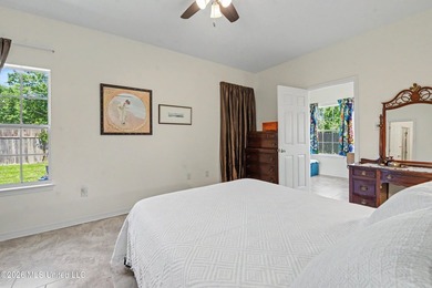 This Fabulous Home has so Many Custom Upgrades and Renovations!! - photo 18