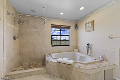 Experience the ultimate waterfront lifestyle in this stunning 3 - photo 21
