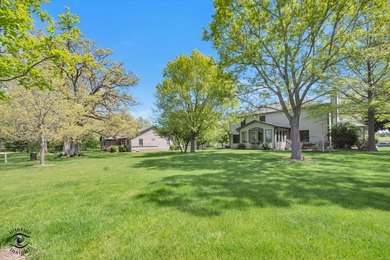 Beautifully maintained 5-bedroom, 3.5-bath home with over three - photo 45