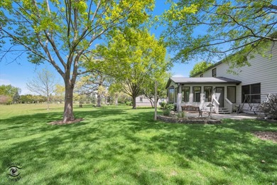 Beautifully maintained 5-bedroom, 3.5-bath home with over three - photo 47