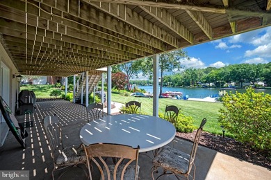 Welcome to 110 Lee Circle, a custom-built, elegant, waterfront - photo 50