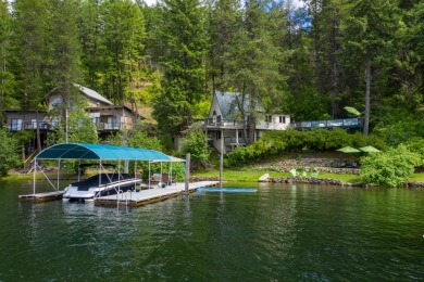 Coeur d'Alene Lake, Cottonwood Bay, 100' frontage, 3 bedroom, 2 - Lake Home Sale Pending in Worley, Idaho