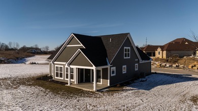 (private lake, pond, creek) Home For Sale in Springfield Ohio