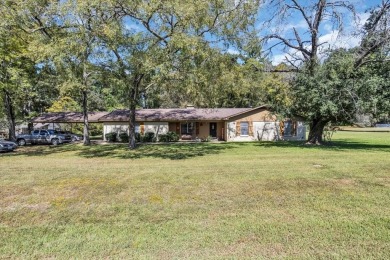 Lake Tyler Home For Sale in Whitehouse Texas