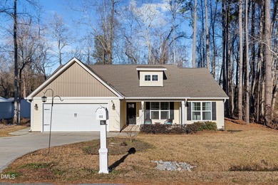 Holt Lake Home For Sale in Four Oaks North Carolina