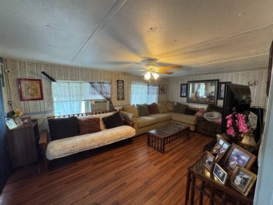 If you're looking for a quiet, comfortable place to enjoy the - photo 3