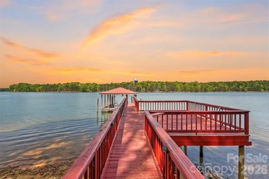Opportunities like this don't wait! An extremely rare waterfront - photo 3