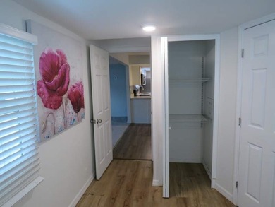 Turnkey Ready Comfortable Open Floor Plan. Bedrooms are on - photo 17