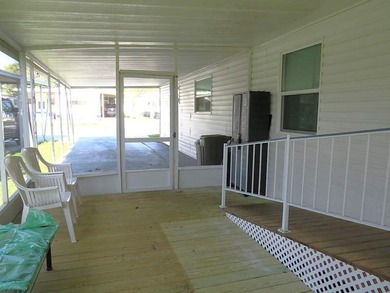 Turnkey Ready Comfortable Open Floor Plan. Bedrooms are on - photo 26