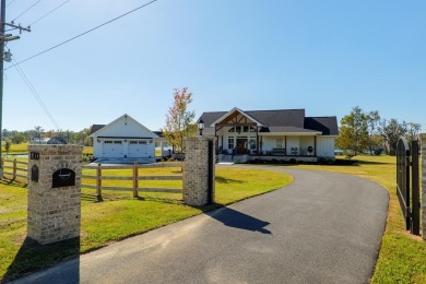 Lake Home For Sale in Hahira, Georgia