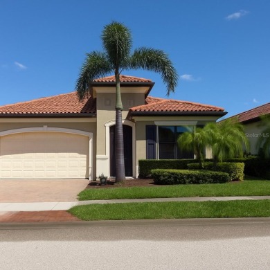Lake Home Sale Pending in Venice, Florida