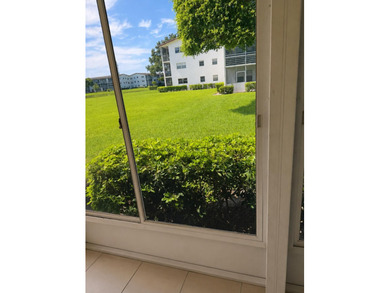 FIRST FLOOR CORNER GEM IN AN ACTIVE 55 + COMMUNITY !!! ENJOY - photo 8