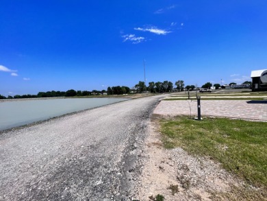 Pull through RV Lot in Luxury Lakeside Community! - photo 3