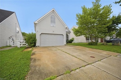 Come tour this beautifully well maintained Home in the Heart of - photo 3